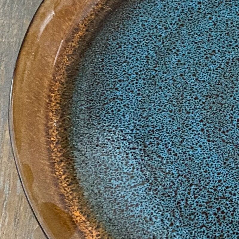 Assiette en grès Terralya - Céramique Maroc-detail- Vision Originale Marrakech